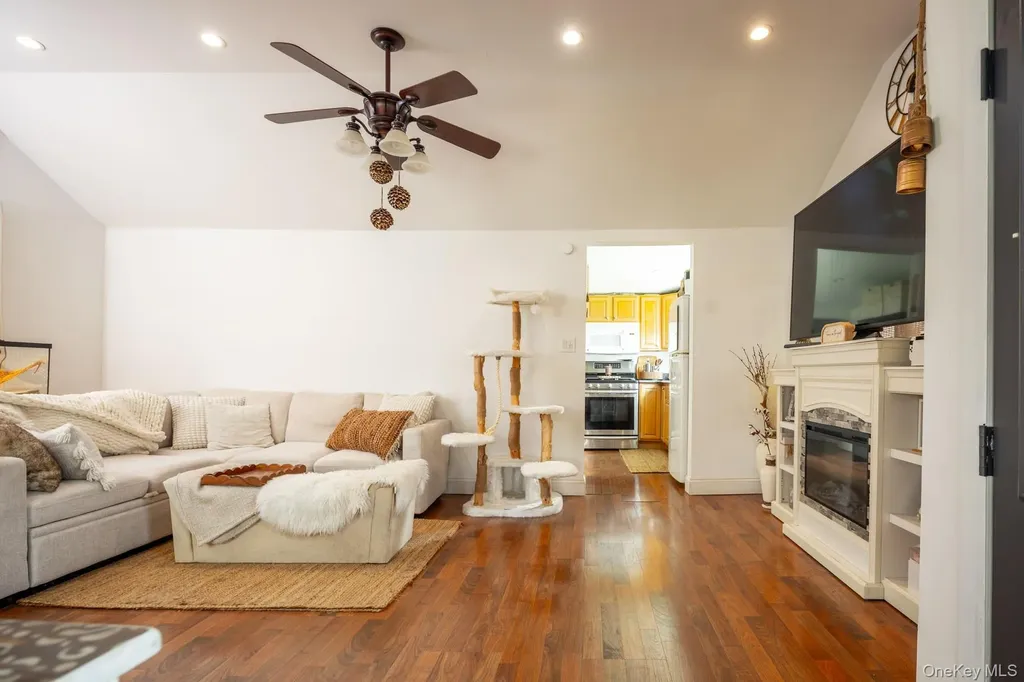 24 Blue Point Road Mastic Beach NY 11951