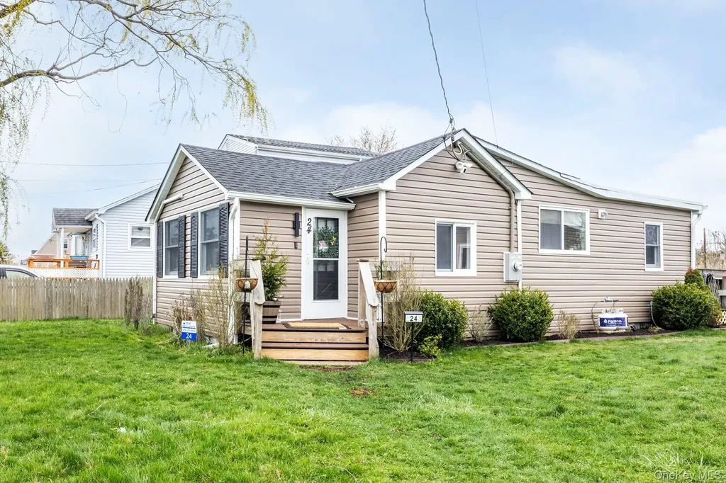 24 Blue Point Road Mastic Beach NY 11951