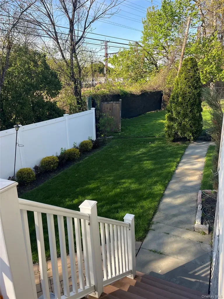 8 Marion Avenue Harrison NY 10528