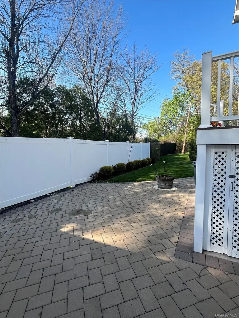 8 Marion Avenue Harrison NY 10528
