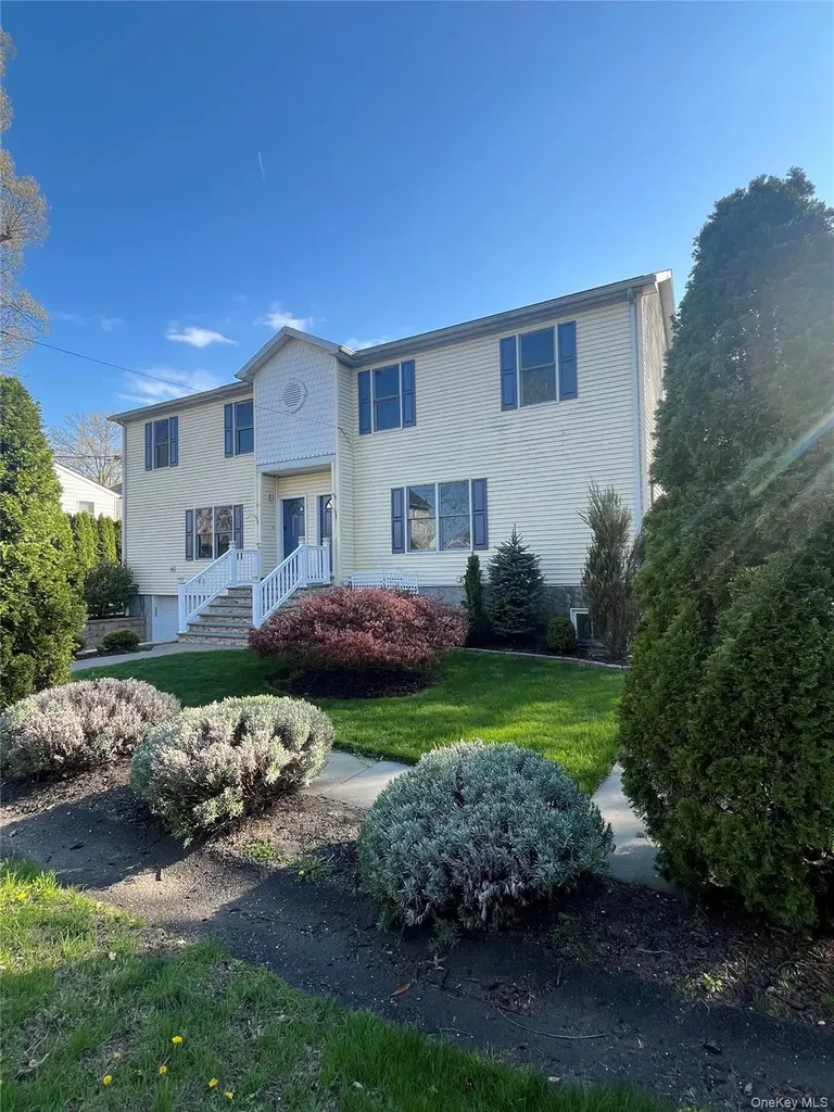 8 Marion Avenue Harrison NY 10528