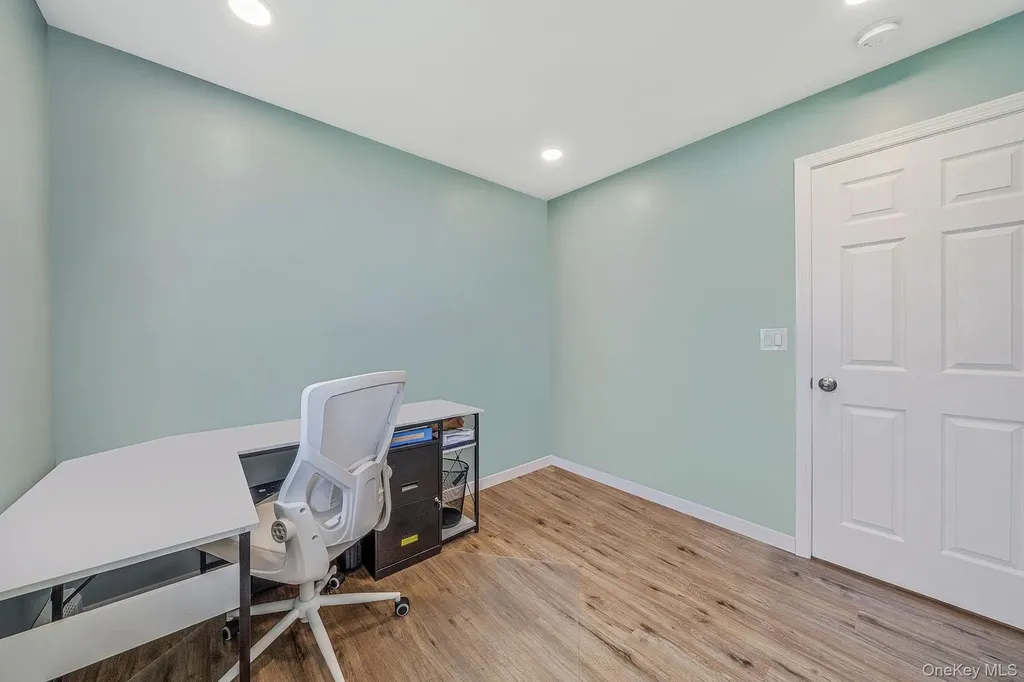 24 Brandywine Drive Mastic NY 11950