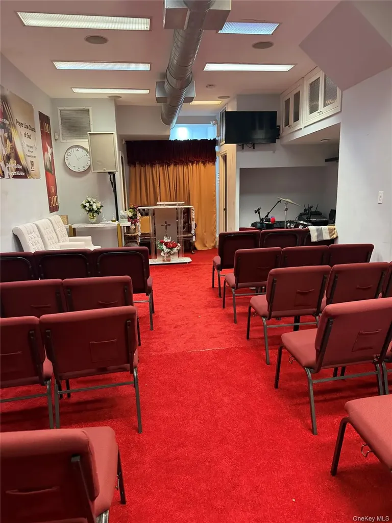 1763 Pitman Avenue Bronx NY 10466