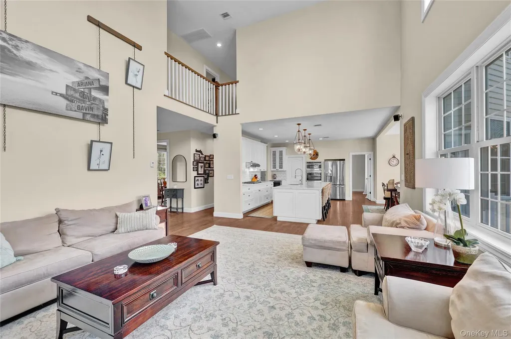 2 Heidi Lane Chester NY 10918