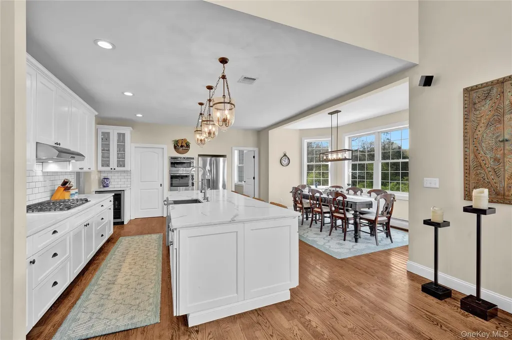 2 Heidi Lane Chester NY 10918
