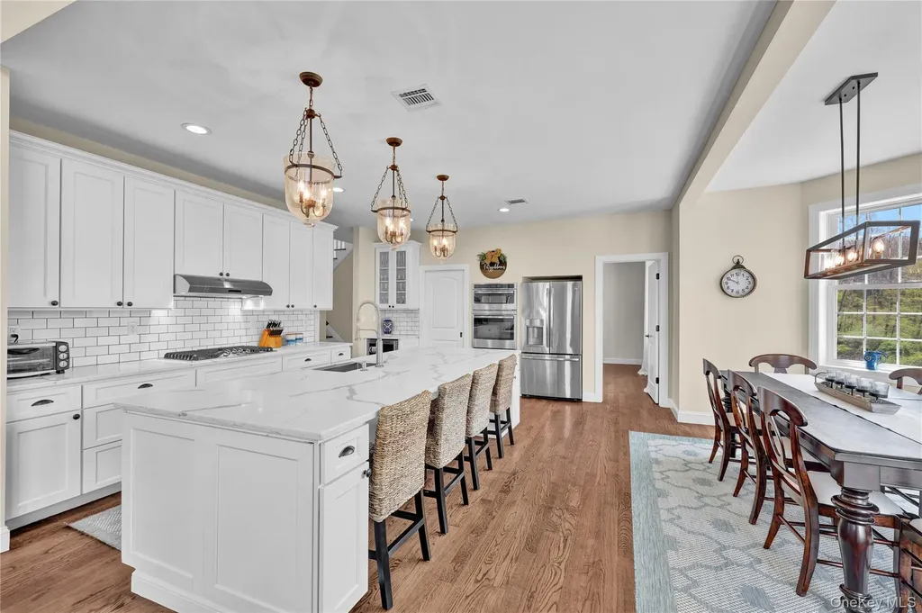 2 Heidi Lane Chester NY 10918