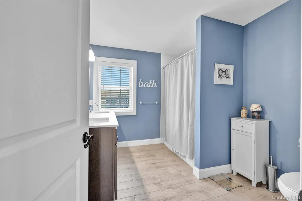 2 Heidi Lane Chester NY 10918