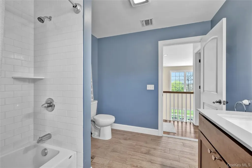 2 Heidi Lane Chester NY 10918