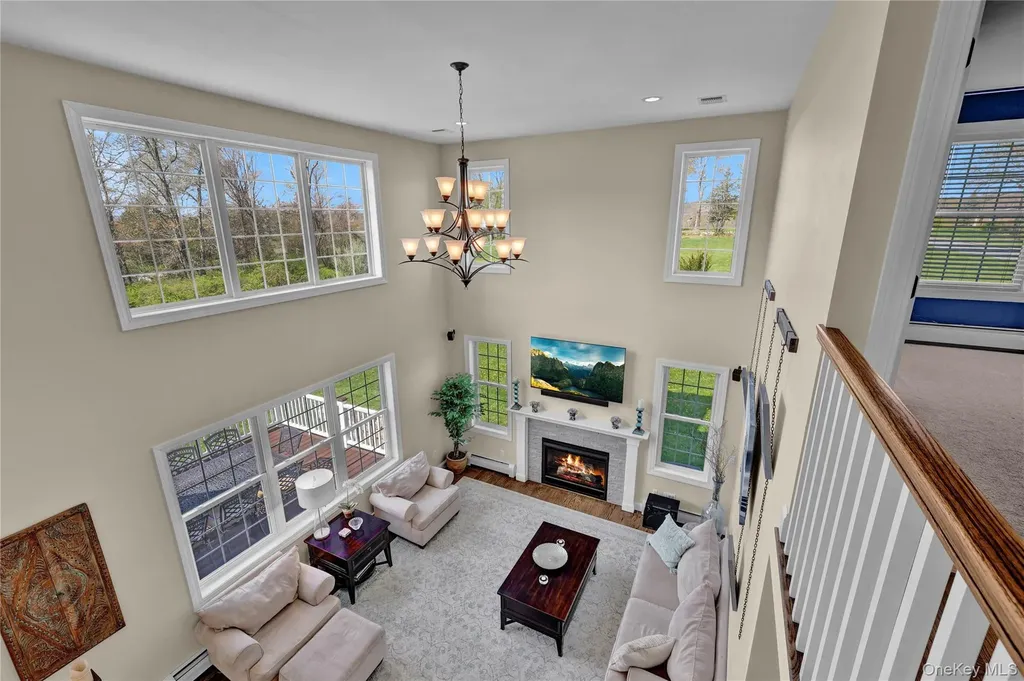 2 Heidi Lane Chester NY 10918