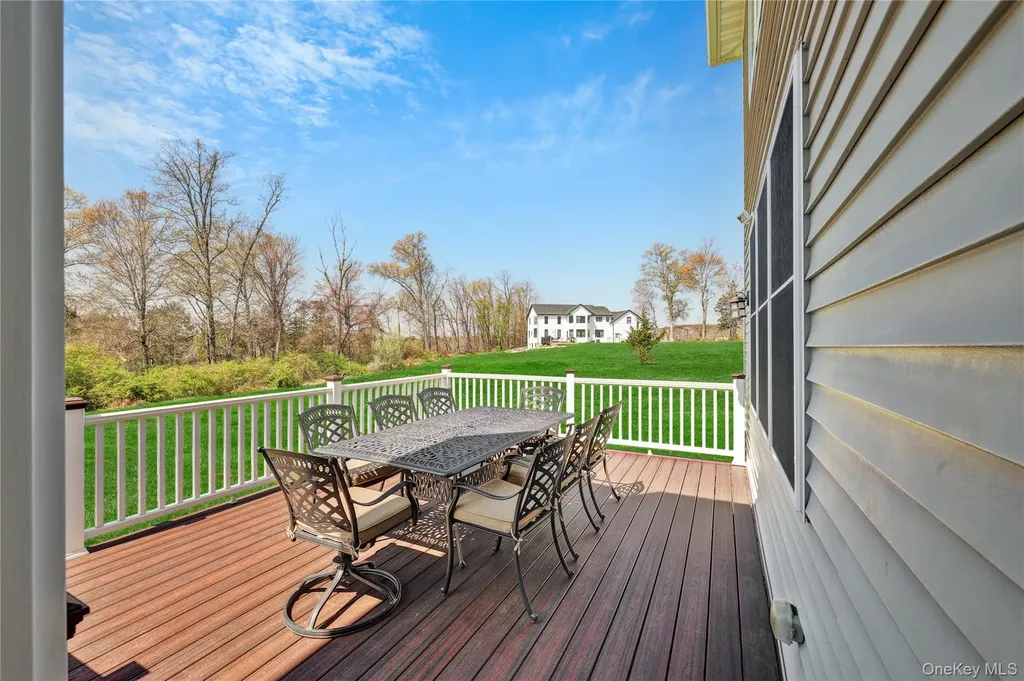 2 Heidi Lane Chester NY 10918