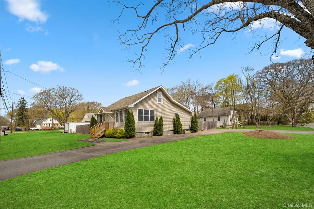3 Ocean Avenue Mastic NY 11950