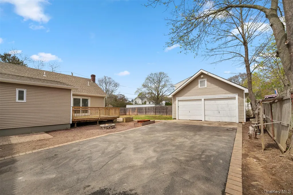 3 Ocean Avenue Mastic NY 11950