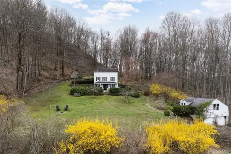 30 Wilcox Road Verbank NY 12585