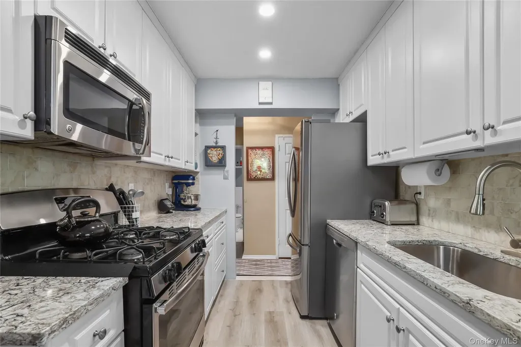 11 Balint Drive Yonkers NY 10710