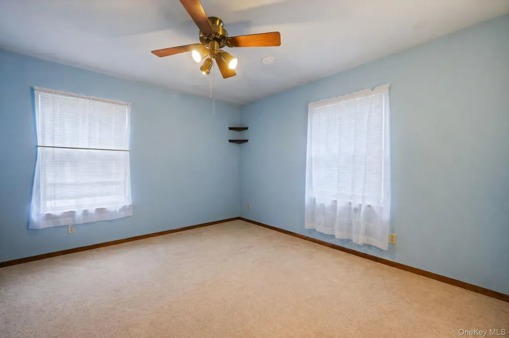 1 Whitman Drive Medford NY 11763