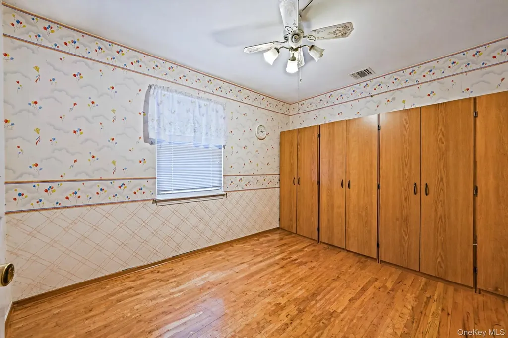 1 Whitman Drive Medford NY 11763