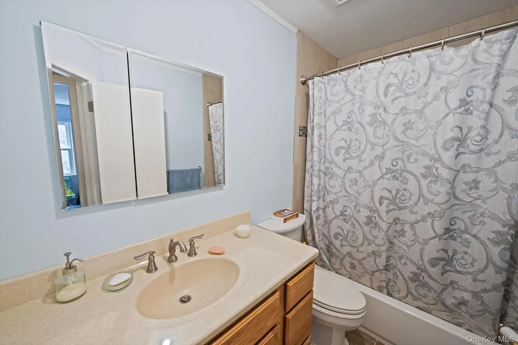 1 Whitman Drive Medford NY 11763