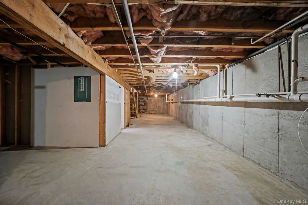 1 Whitman Drive Medford NY 11763