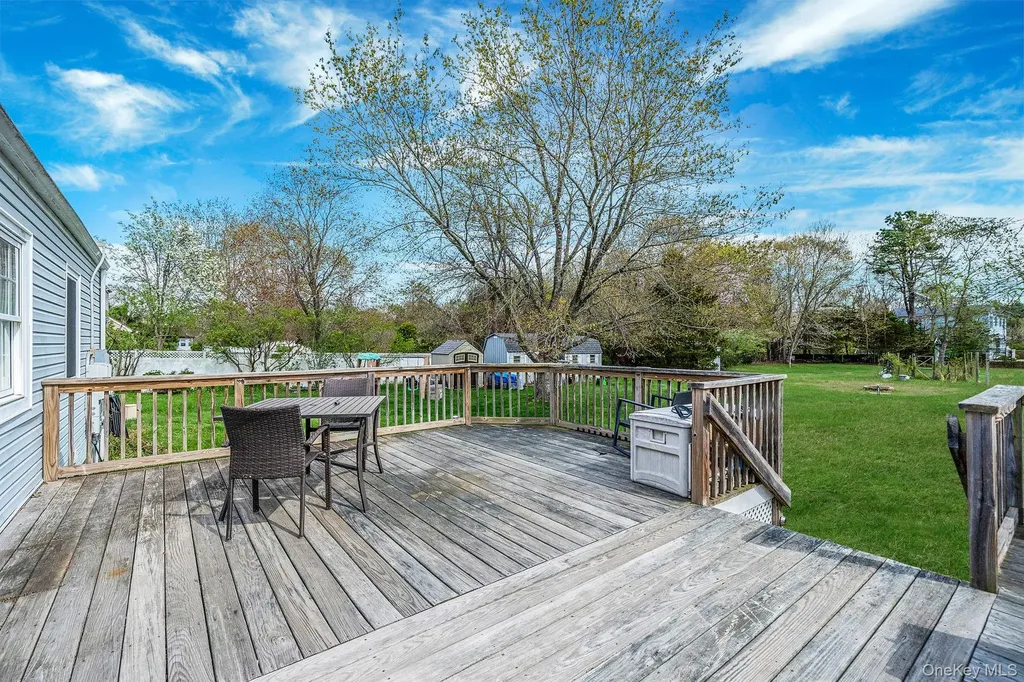 1 Whitman Drive Medford NY 11763