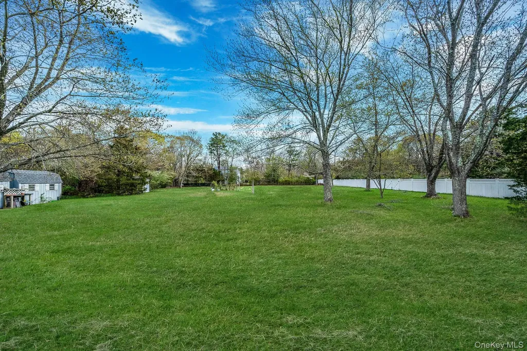 1 Whitman Drive Medford NY 11763