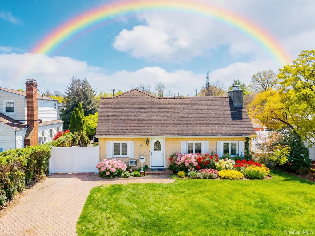 49 Beatrice Avenue Syosset NY 11791