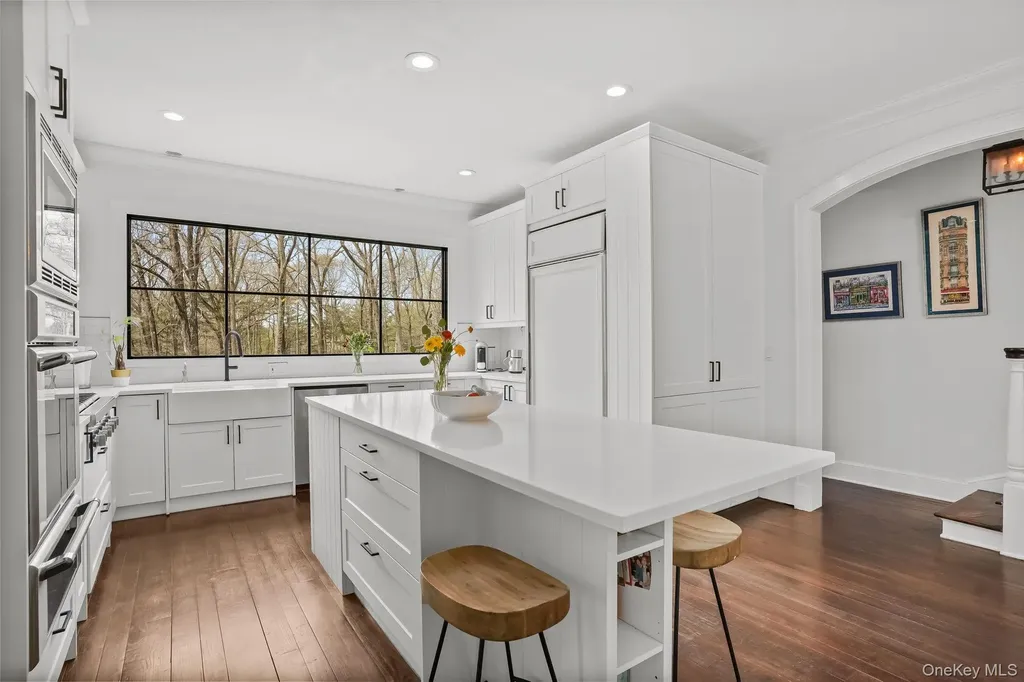 17 Spyrock Road Pound Ridge NY 10576