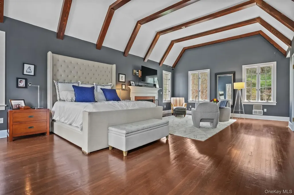 17 Spyrock Road Pound Ridge NY 10576