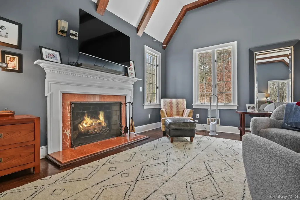 17 Spyrock Road Pound Ridge NY 10576
