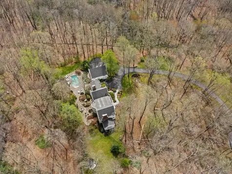 17 Spyrock Road Pound Ridge NY 10576