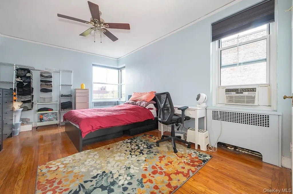 72-15 37th Avenue Jackson Heights NY 11372