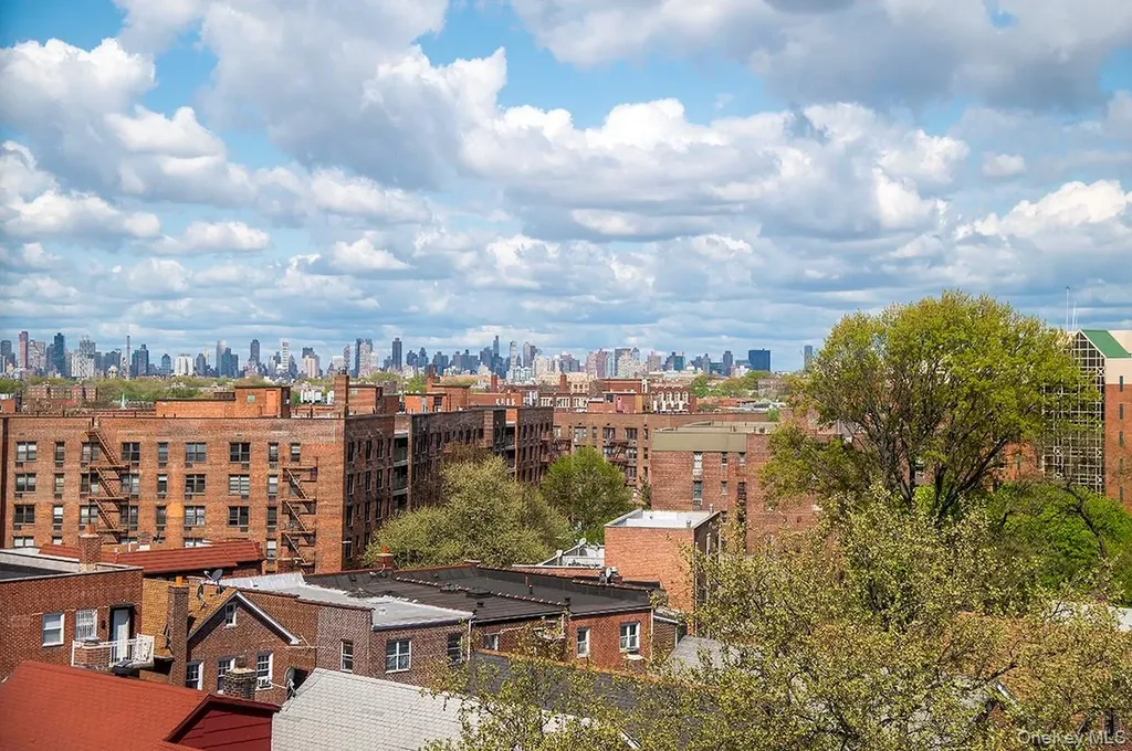72-15 37th Avenue Jackson Heights NY 11372