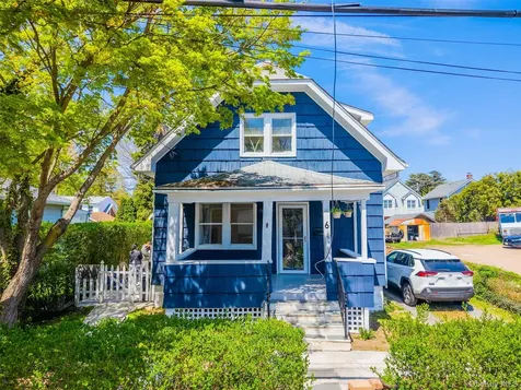 6 Littleworth Lane Sea Cliff NY 11579