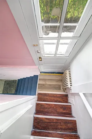 6 Littleworth Lane Sea Cliff NY 11579