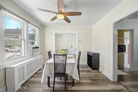 6 Littleworth Lane Sea Cliff NY 11579
