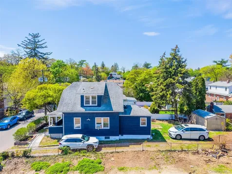 6 Littleworth Lane Sea Cliff NY 11579