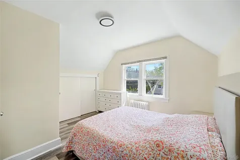 6 Littleworth Lane Sea Cliff NY 11579