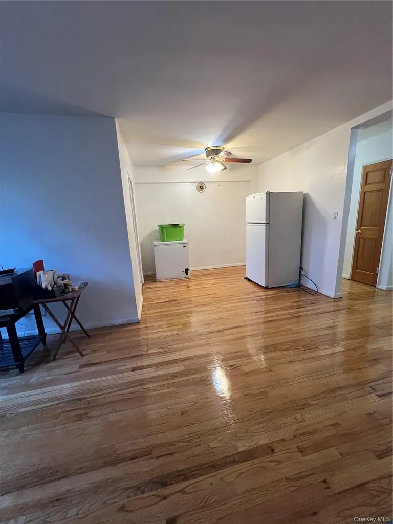 1332 Metropolitan Avenue Bronx NY 10462