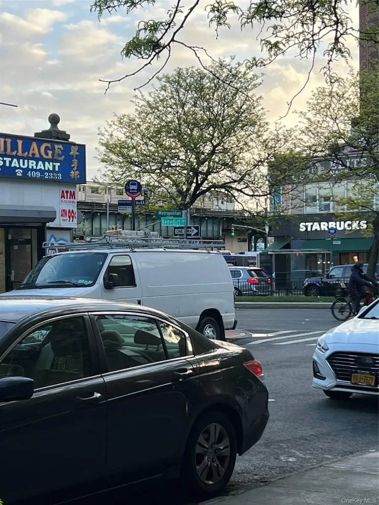 1332 Metropolitan Avenue Bronx NY 10462