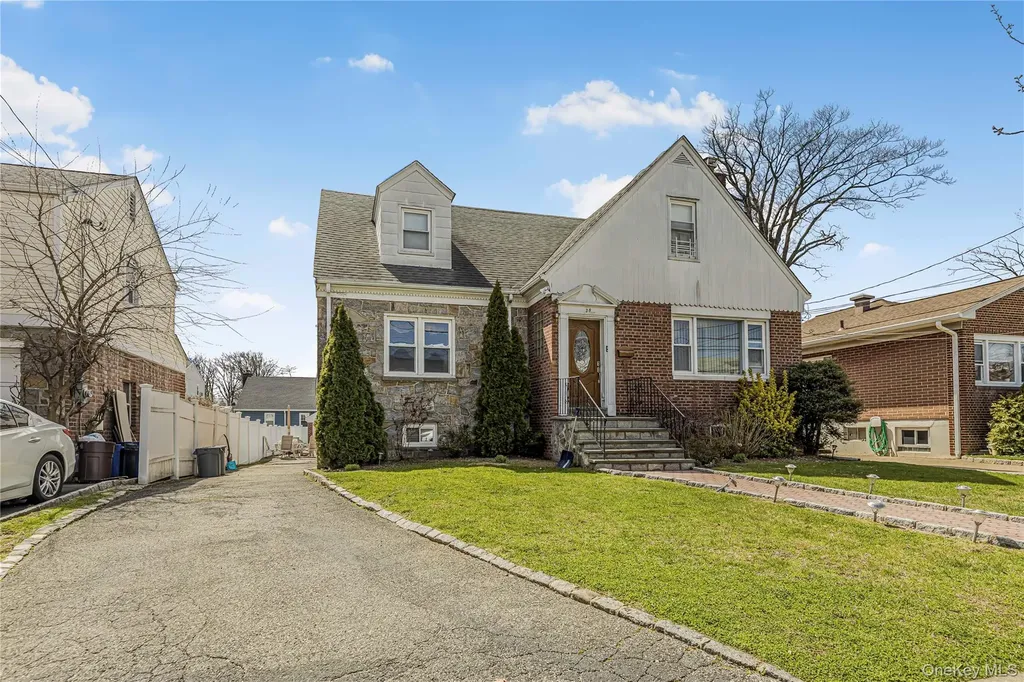 38 Borcher Avenue Yonkers NY 10704
