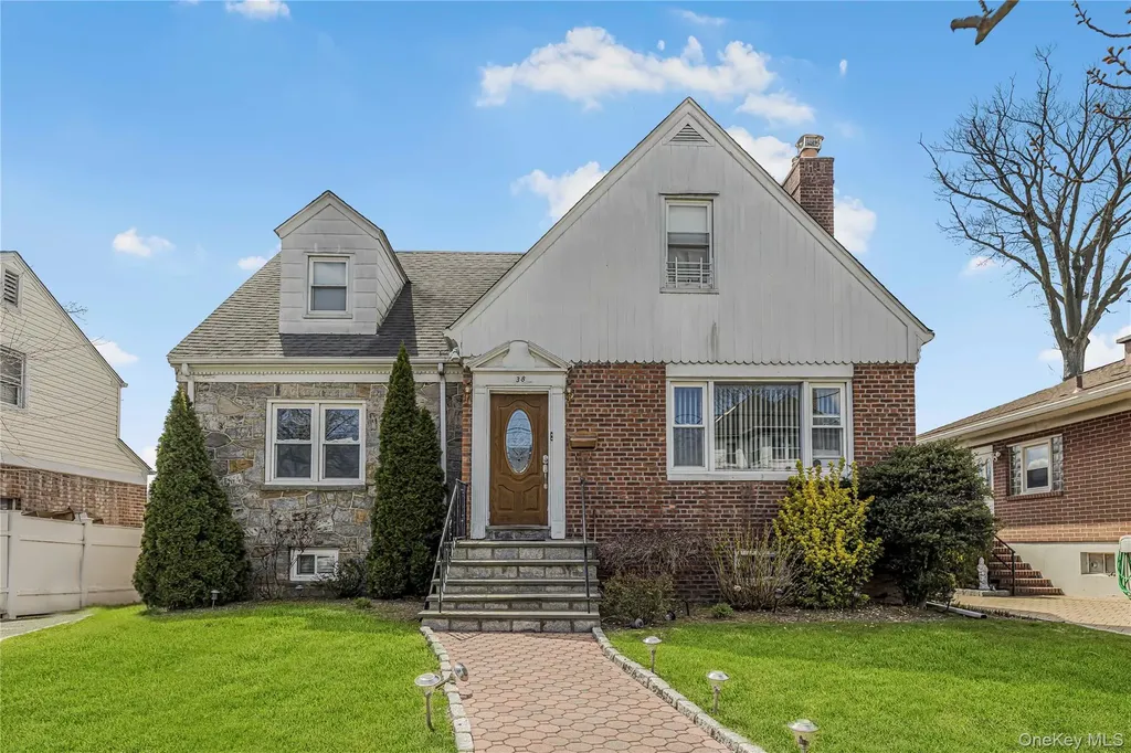 38 Borcher Avenue Yonkers NY 10704