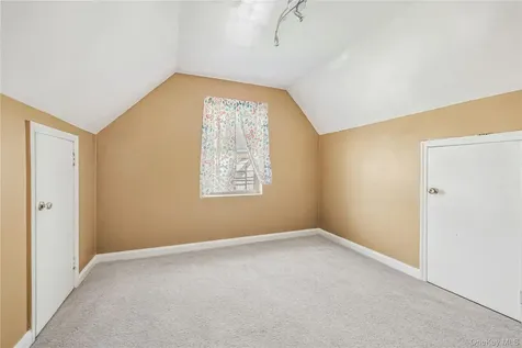 38 Borcher Avenue Yonkers NY 10704