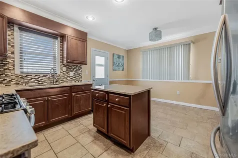 38 Borcher Avenue Yonkers NY 10704