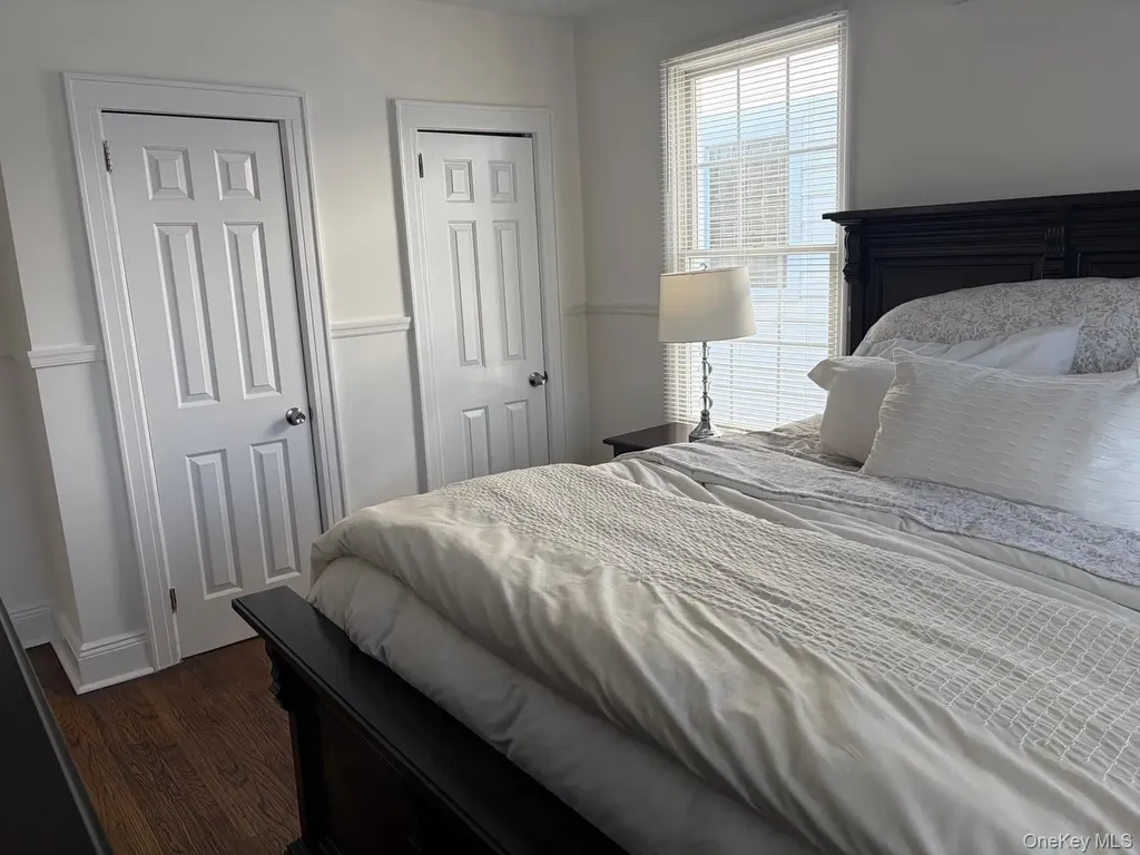 326 E Walnut Street Long Beach NY 11561
