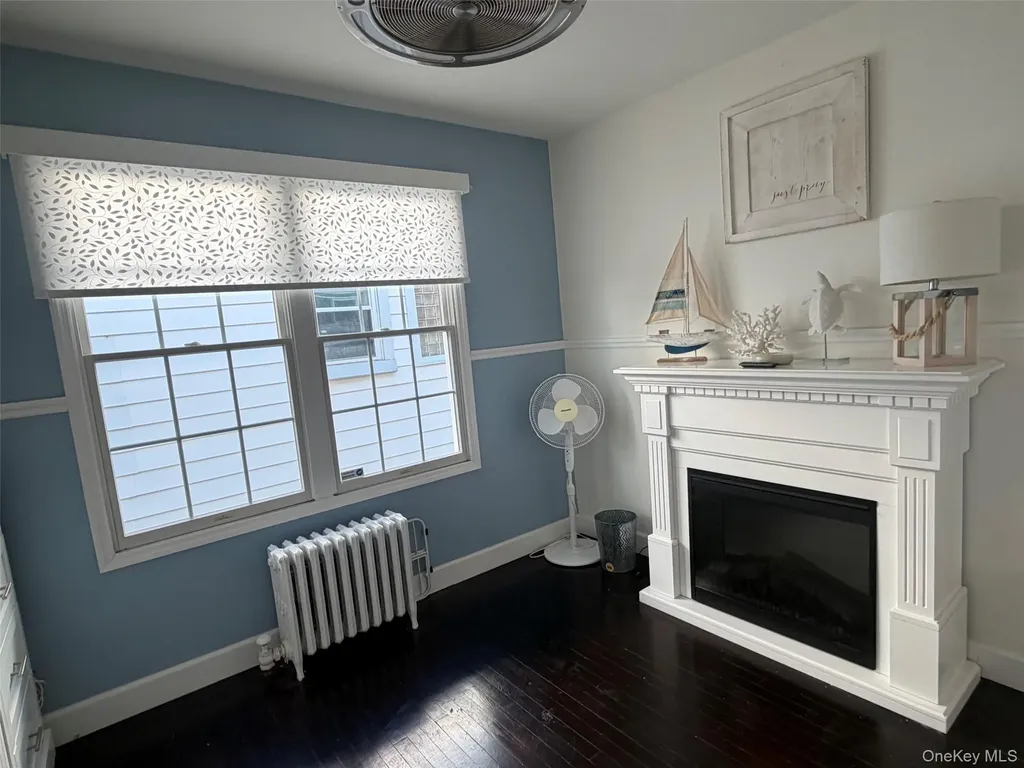 326 E Walnut Street Long Beach NY 11561