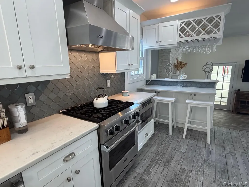 326 E Walnut Street Long Beach NY 11561