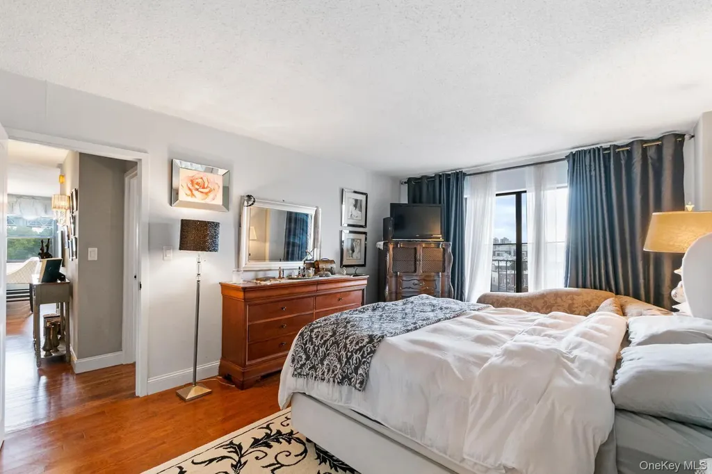 25-40 Shore Boulevard Astoria NY 11102