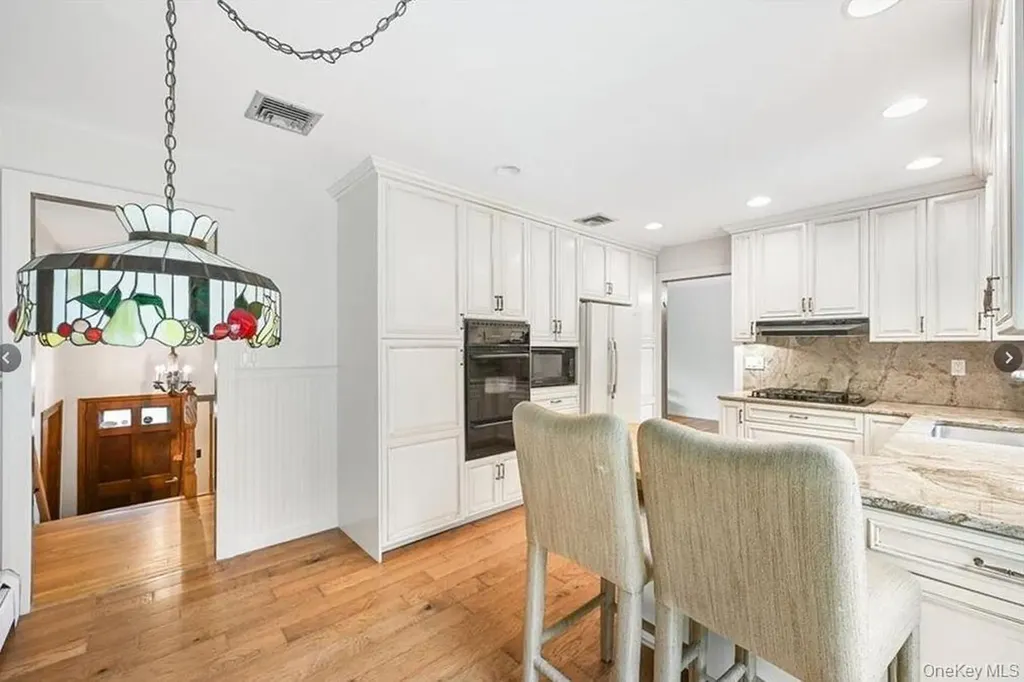 28 Peter Bush Drive Monroe NY 10950