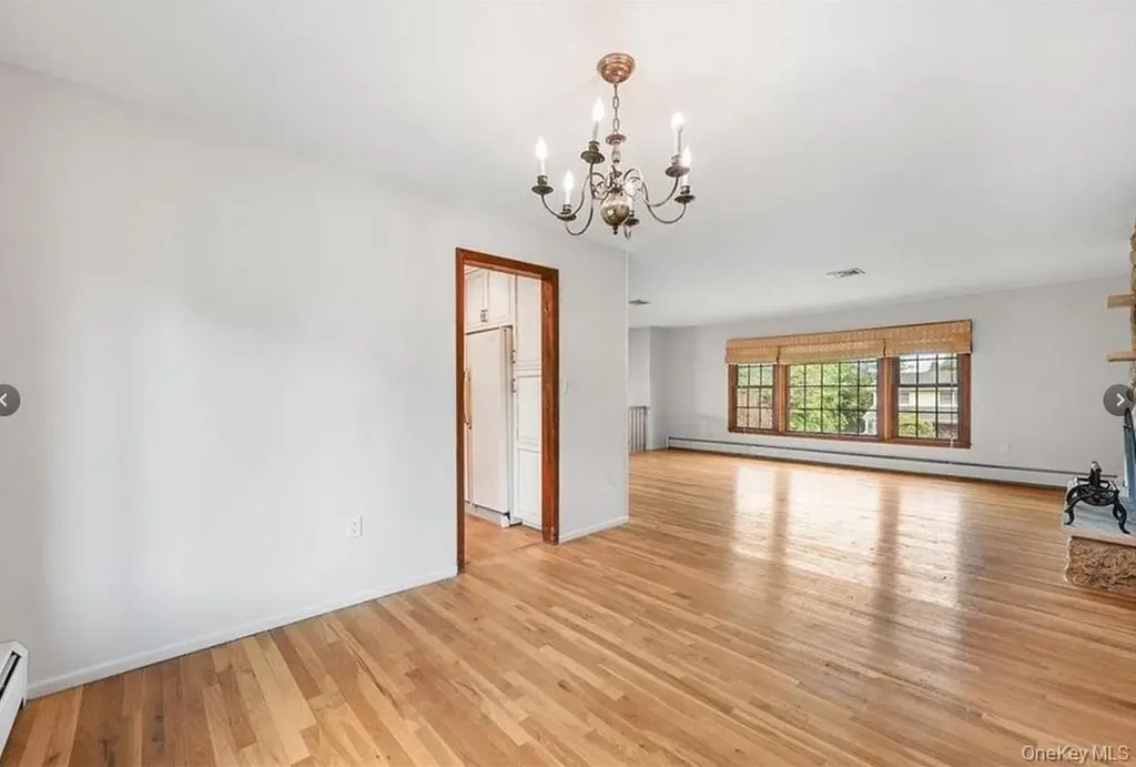 28 Peter Bush Drive Monroe NY 10950