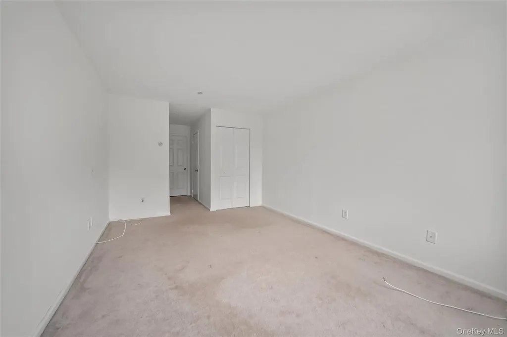 24 Carhart Avenue White Plains NY 10605