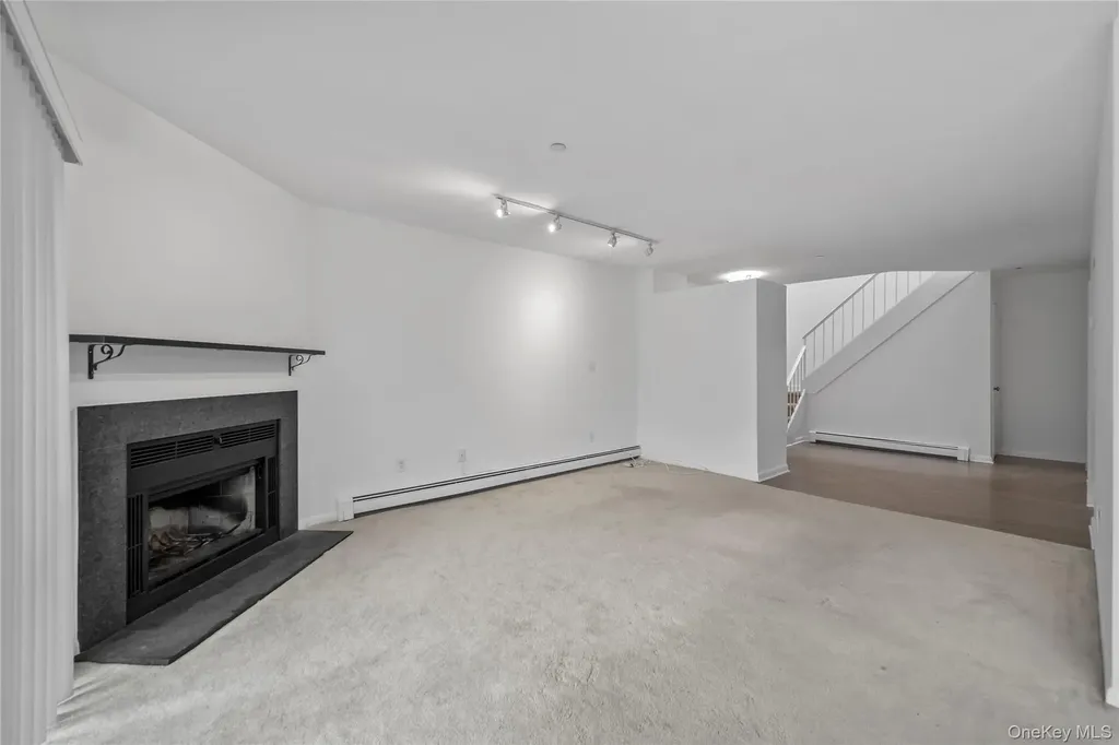 24 Carhart Avenue White Plains NY 10605
